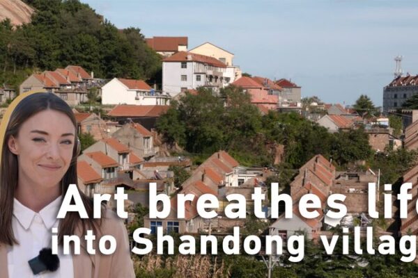🎨 El arte da nueva vida al pueblo de Shandong: pintores mayores transforman el turismo __El_arte_da_nueva_vida_al_pueblo_de_Shandong__pintores_mayores_transforman_el_turismo video poster
