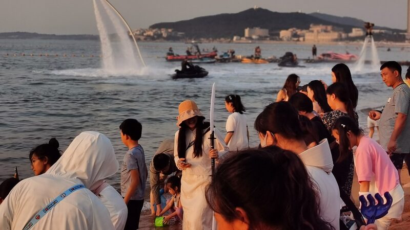 El_auge_del_verano_en_China___Viajes__diversio_n_y_37_000_eventos_iluminan_la_temporada___