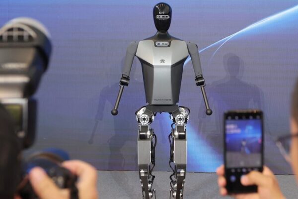 El auge digital de China: Nuevos empleos y grandes sueños en tecnología 🎮🚀 El_auge_digital_de_China__Nuevos_empleos_y_grandes_suen_os_en_tecnologi_a___
