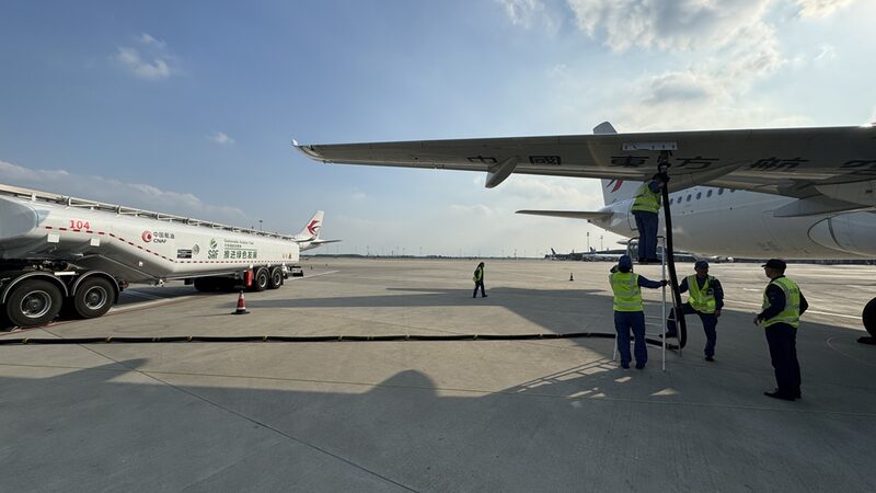 El_avio_n_C919_de_China_realiza_su_primer_vuelo_con_combustible_sostenible____