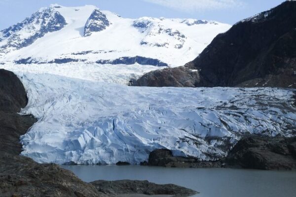 El_campo_de_hielo_de_Juneau_en_Alaska_se_derrite_5_veces_ma_s_ra_pido