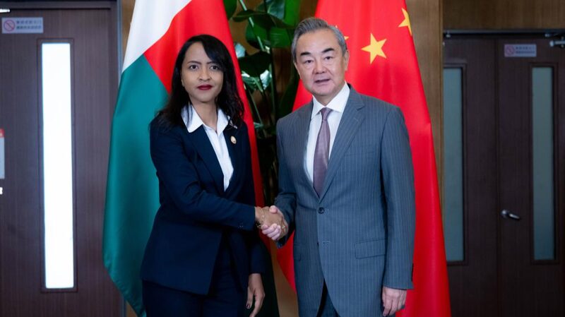 El_chino_Wang_Yi_fortalece_lazos_globales_con_li_deres_africanos_y_Ban_Ki_moon___