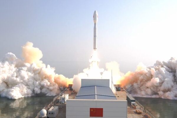 ¡El cohete Smart Dragon-3 de China despega con los satélites CentiSpace 01! 🚀 _El_cohete_Smart_Dragon_3_de_China_despega_con_los_sate_lites_CentiSpace_01___ video poster
