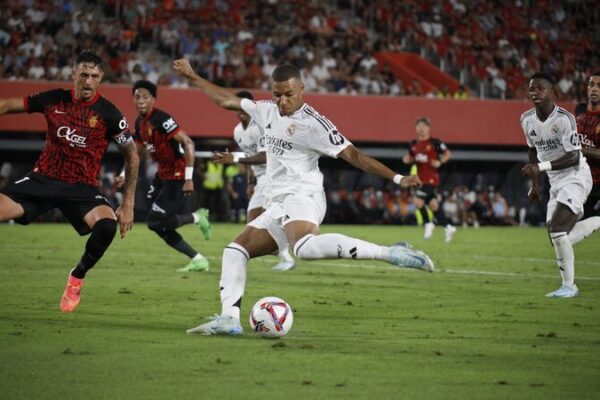 El_debut_de_Mbappe__en_La_Liga_termina_en_empate_1_1__Real_Madrid_empata_con_Mallorca