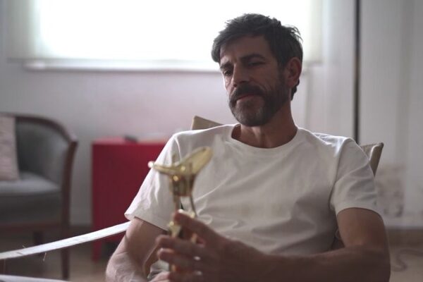 El_director_argentino_Mariano_Gonzalez_comparte_lazos_especiales_con_China_a_trave_s_de_cortometrajes video poster
