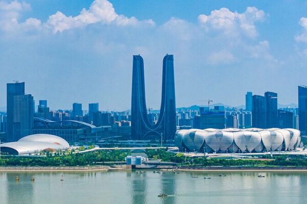 El_e_pico_recinto_deportivo_de_Hangzhou___Enfoca_ndonos_en_los_19_os_Juegos_Asia_ticos____ video poster
