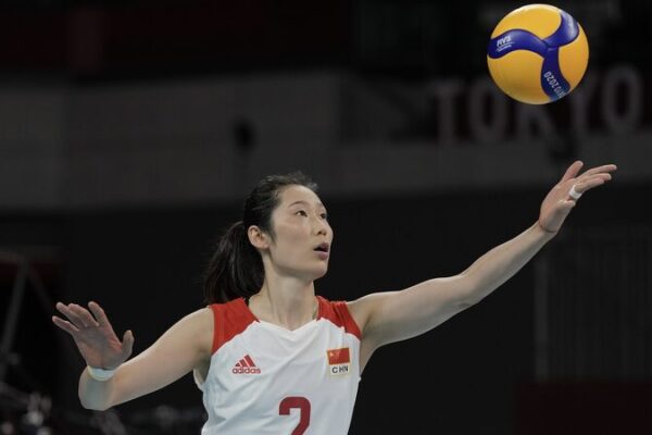 _El_equipo_de_China_se_prepara_para_enfrentarse_a_Pai_ses_Bajos_en_el_inicio_en_Macao_esta_noche___ video poster