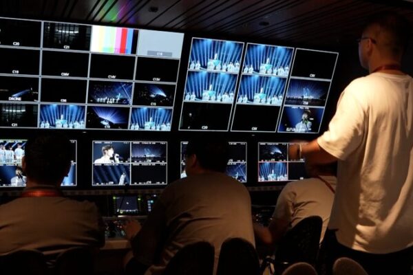 _El_especta_culo_de_alta_tecnologi_a_del_Festival_de_Medio_Oton_o_de_CMG_te_espera____ video poster