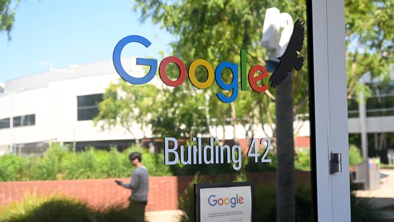 __El_fallo_antimonopolio_contra_Google_pone_en_riesgo__20_000_millones_para_Apple