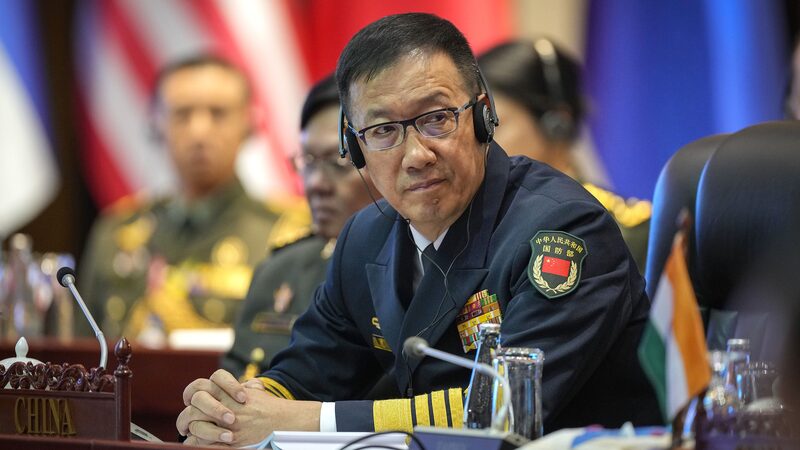 El_ministro_de_Defensa_chino_Dong_Jun_pide_fortalecer_los_lazos_mari_timos_con_la_ASEAN__