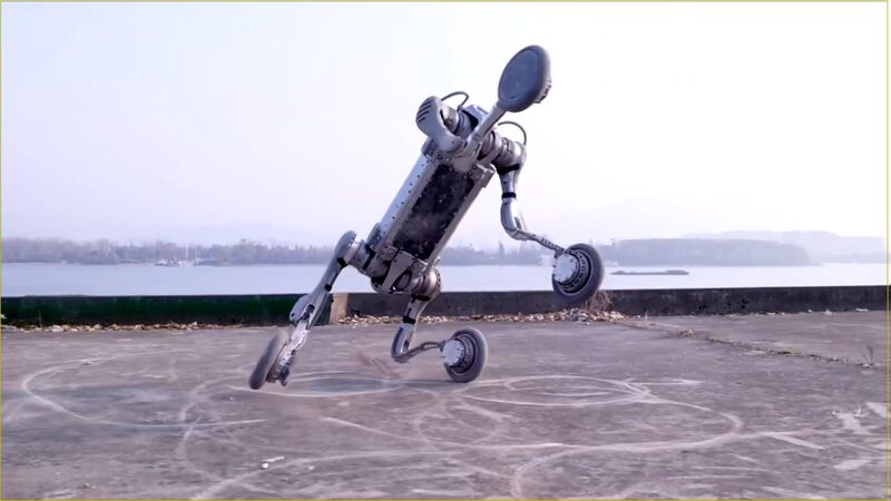 El_perro_robot_B2_W_de_China__Una_bestia_sobre_ruedas____ video poster