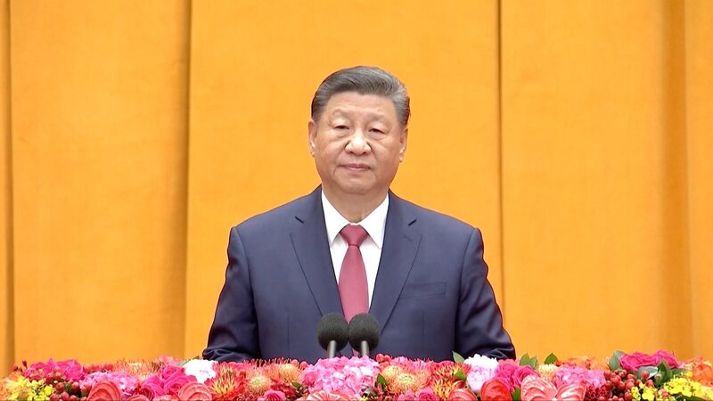 El_presidente_Xi_Jinping_envi_a_cordiales_saludos_del_An_o_Nuevo_Lunar_a_los_chinos_de_todo_el_mundo video poster