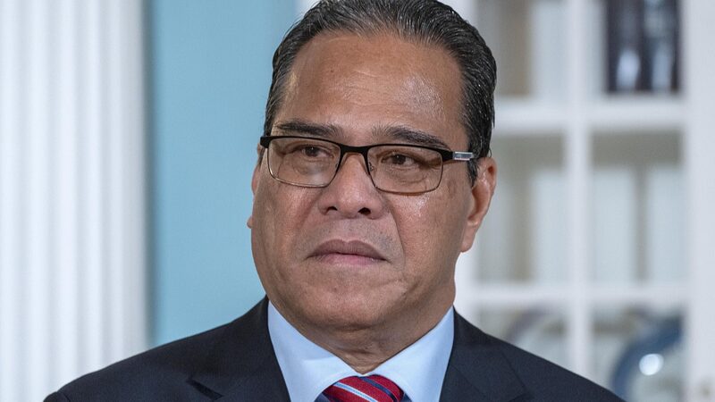 El_presidente_de_Micronesia__Wesley_W__Simina__se_embarcara__en_una_visita_e_pica_a_China_______
