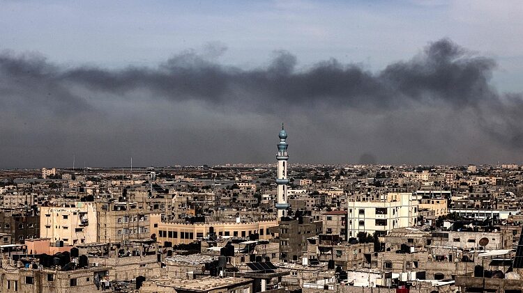 __El_primer_convoy_de_ayuda_de_Jordania_llega_a_Gaza__llevando_esperanza_en_medio_del_conflicto video poster