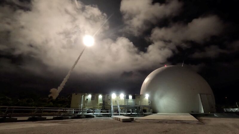 _El_primer_ensayo_de_intercepcio_n_de_misiles_desde_Guam_por_parte_de_EE__UU__hace_historia___