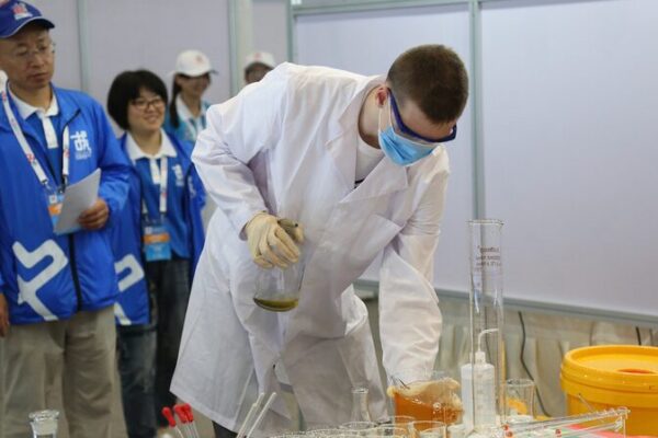 ¡El primer equipo llega a Chongqing para la Competencia de Habilidades de la Franja y la Ruta 🎉 _El_primer_equipo_llega_a_Chongqing_para_la_Competencia_de_Habilidades_de_la_Franja_y_la_Ruta__