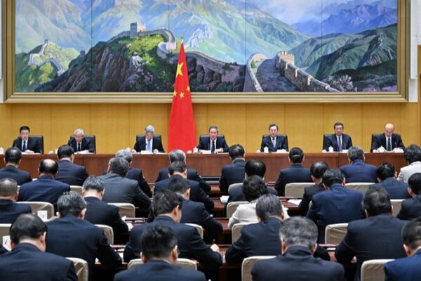 El primer ministro de China, Li Qiang, impulsa la limpieza de la corrupción para el avance de la modernización 🚀✨ El_primer_ministro_de_China__Li_Qiang__impulsa_la_limpieza_de_la_corrupcio_n_para_el_avance_de_la_modernizacio_n___