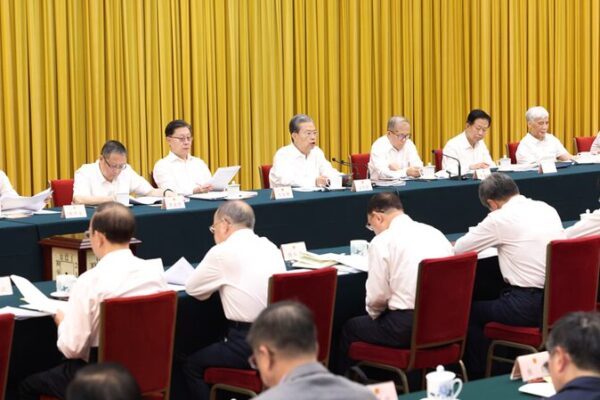 El principal legislador de China, Zhao Leji, pide cambios audaces en los Congresos Populares 🚀 El_principal_legislador_de_China__Zhao_Leji__pide_cambios_audaces_en_los_Congresos_Populares__