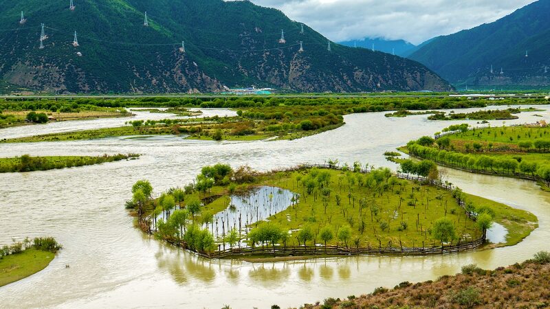 El_renacimiento_de_los_humedales_en_Xizang_impulsa_el_auge_del_ecoturismo video poster