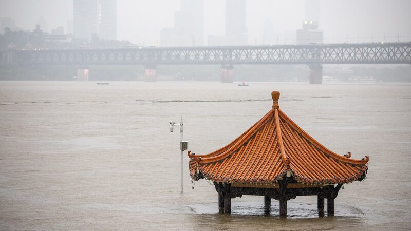 __El_ri_o_Yangtse__en_Wuhan_supera_los_niveles_de_advertencia_despue_s_de_cuatro_an_os