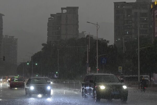 _El_sur_de_China_se_prepara_para_ma_s_lluvia_Di_as_tormentosos_por_venir____