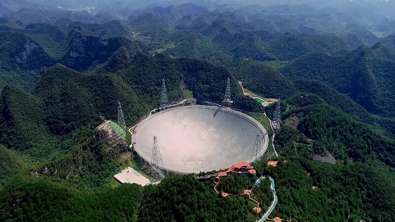 El_telescopio_FAST_de_China_recibe_un_impulso__comienza_la_construccio_n_del_nu_cleo_de_antenas__