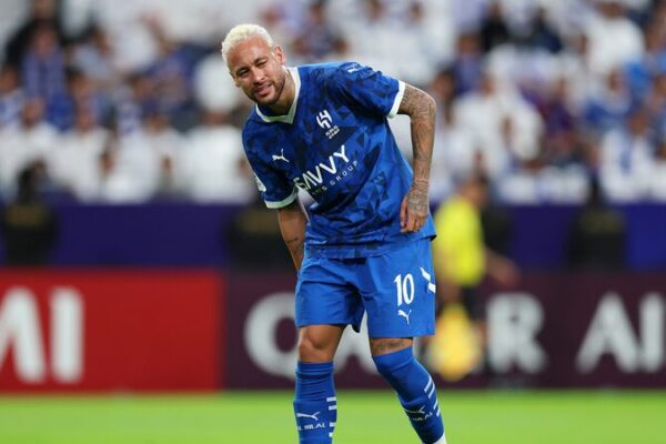 El triplete de Mitrovic ilumina la victoria de Al Hilal a pesar de la lesión de Neymar El_triplete_de_Mitrovic_ilumina_la_victoria_de_Al_Hilal_a_pesar_de_la_lesio_n_de_Neymar