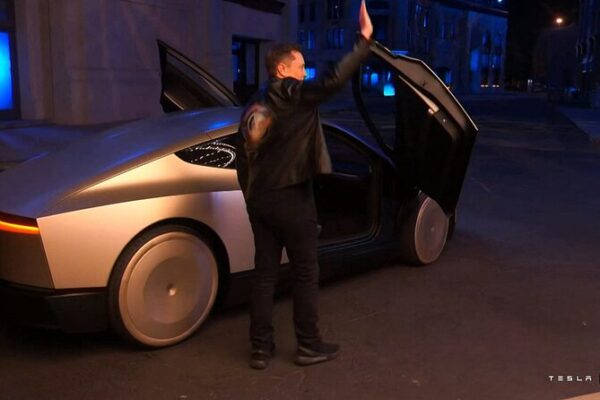 🚗🚀 Elon Musk abordará los temores de los inversionistas sobre el futuro de los robotaxis de Tesla y las perspectivas de ganancias ___Elon_Musk_abordara__los_temores_de_los_inversionistas_sobre_el_futuro_de_los_robotaxis_de_Tesla_y_las_perspectivas_de_ganancias