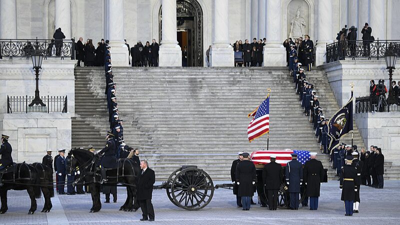 Embajador_chino_honra_el_legado_de_Jimmy_Carter_en_memorial_en_EE__UU______