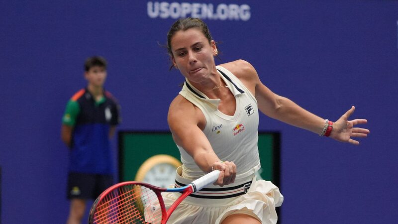 Emma_Navarro_sorprende_a_Coco_Gauff_en_un_emocionante_duelo_de_cuarta_ronda_del_US_Open__