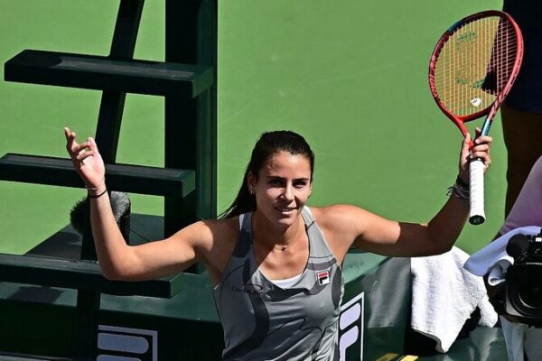 Emma_Navarro_sorprende_al_mundo_al_vencer_a_la_No__2_Sabalenka_en_un_e_pico_reve_s_en_Indian_Wells___