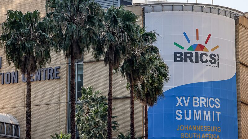 _En_Vivo__El_presidente_chino_Xi_Jinping_llega_a_Suda_frica_para_la_cumbre_BRICS_15 video poster