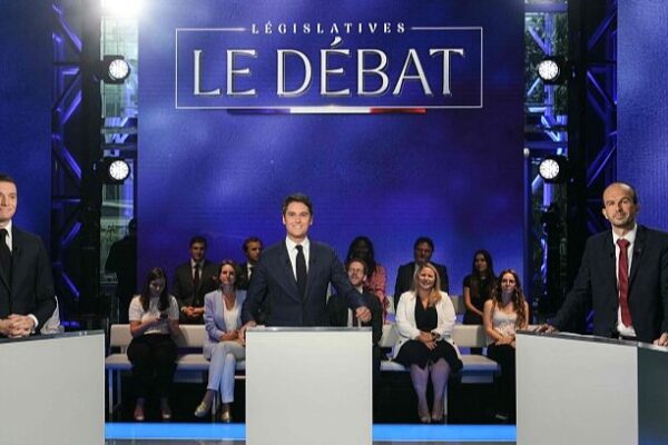 Enfrentamiento Electoral Francés: Líderes Jóvenes se Enfrentan por la Economía 💶🔥 Enfrentamiento_Electoral_France_s__Li_deres_Jo_venes_se_Enfrentan_por_la_Economi_a___