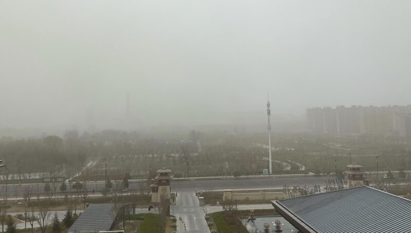_Enormes_tormentas_de_arena_cubren_ciudades_en_Gansu__China___