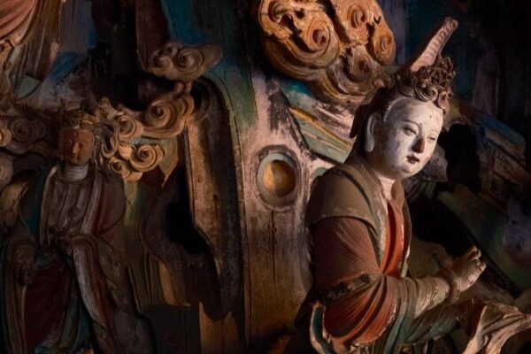 _Esculturas_Antiguas_Realistas_te_Esperan_en_el_Templo_Shuanglin_de_China____