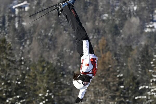 EsquĂ acrobático: ¡Prepárate para emocionantes hazañas que desafĂan la gravedad en los 9.os Juegos Asiáticos de Invierno! ⛷️❄️ Esqui__acroba_tico___Prepa_rate_para_emocionantes_hazan_as_que_desafi_an_la_gravedad_en_los_9_os_Juegos_Asia_ticos_de_Invierno______
