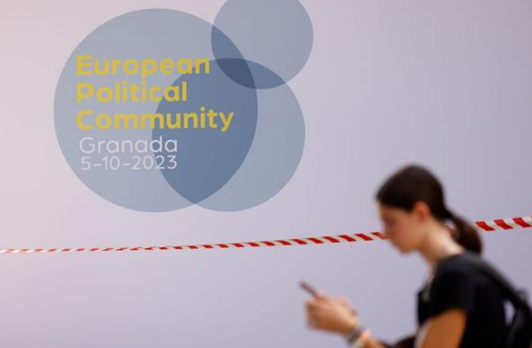 _Esta__Europa_recibiendo_un_impulso__La_Comunidad_Poli_tica_Europea_explicada
