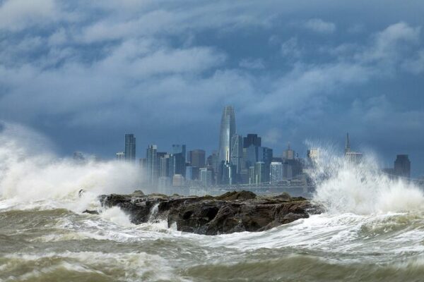 Estados Unidos pierde miles de millones por desastres climáticos en la primera mitad de 2024 Estados_Unidos_pierde_miles_de_millones_por_desastres_clima_ticos_en_la_primera_mitad_de_2024