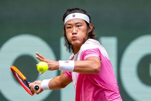 Estrellas Chinas de Tenis Listas para Brillar en Aperturas de Wimbledon Contra Clasificados 🎾 Estrellas_Chinas_de_Tenis_Listas_para_Brillar_en_Aperturas_de_Wimbledon_Contra_Clasificados__