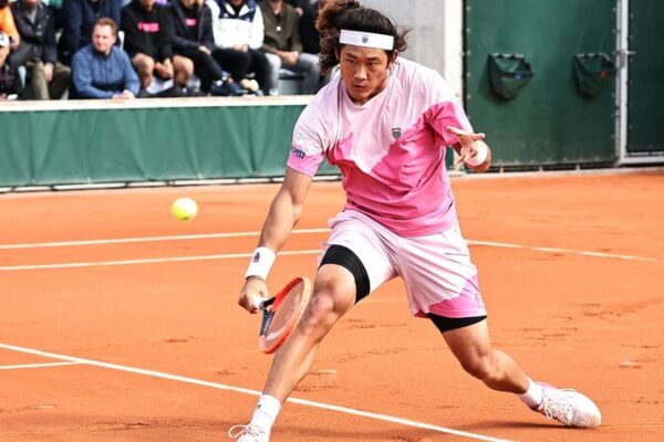 Estrellas del tenis chino Zhang, Zheng y Wang llegan a la tercera ronda del Abierto de Francia 🎾 Estrellas_del_tenis_chino_Zhang__Zheng_y_Wang_llegan_a_la_tercera_ronda_del_Abierto_de_Francia__