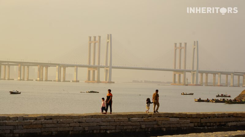 Experimenta_el_Atardecer_en_el_Muelle_Lin_Luan__Inicio_de_la_Antigua_Ruta_Mari_tima_de_la_Seda