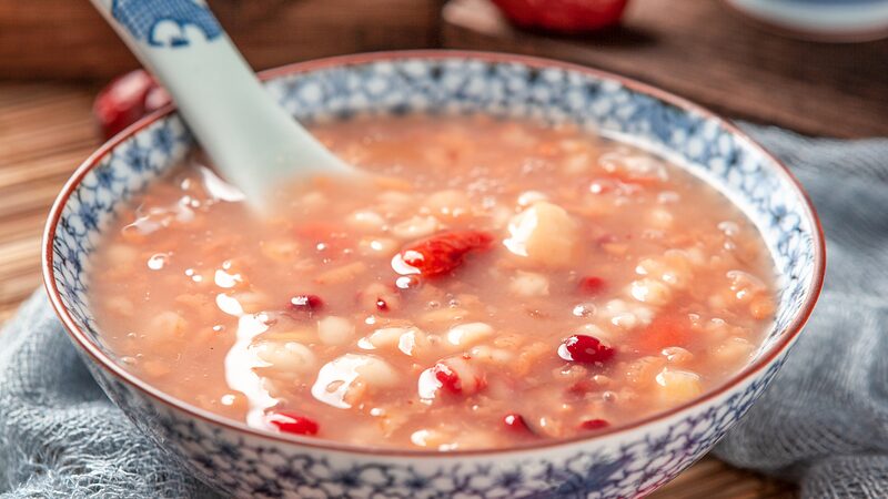 Experimenta_el_Delicioso_Festival_de_Laba__El_Sabroso_Preludio_a_la_Primavera_de_China