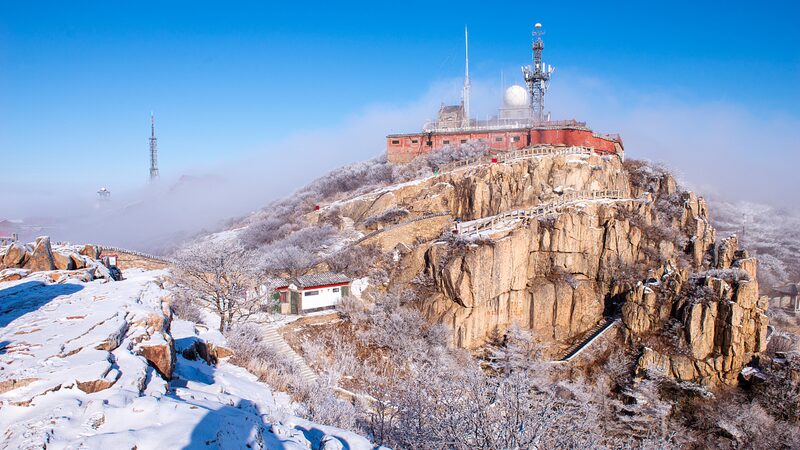 Experimenta_el_Esplendor_Nevado_del_Monte_Tai_en_Shandong__Este_de_China video poster