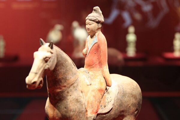 Experimenta el esplendor de la Dinastía Tang en la nueva exposición del Museo de Fujian Experimenta_el_esplendor_de_la_Dinasti_a_Tang_en_la_nueva_exposicio_n_del_Museo_de_Fujian