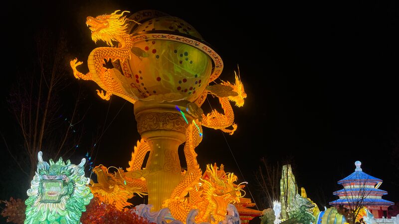 Explora__La_Noche_de_los_Mil_Faroles_de_Peki_n__y_Da_la_Bienvenida_al_An_o_Nuevo_con_un_Deslumbrante_Especta_culo_de_Luces_