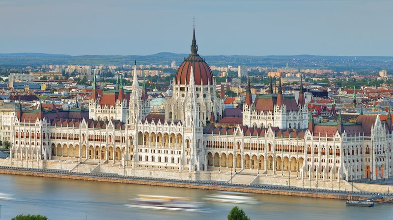 Explora_los_mejores_lugares_de_Budapest___No_te_pierdas_el_Parlamento_Hu_ngaro____