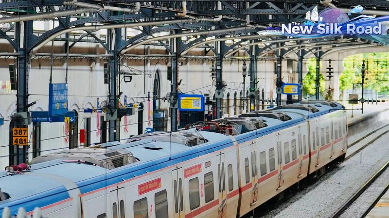 Explorando_la__Fa_brica_de_Trenes__de_Malasia__Un_Viaje_de_Alta_Velocidad_hacia_el_Futuro__ video poster