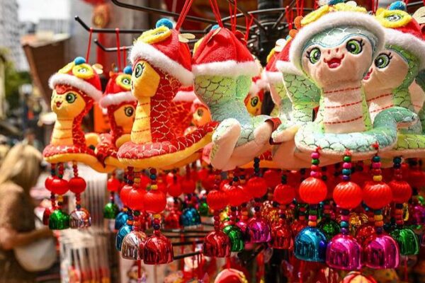 Festival_de_Primavera__Uniendo_Corazones_en_Singapur_y_China