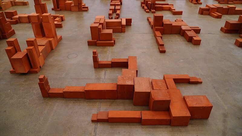 Figuras_de_arcilla_a_taman_o_real_de_Antony_Gormley_redefinen_el_arte_en_el_798_de_Peki_n
