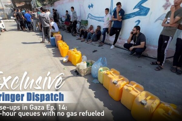 Filas de Gasolina en Gaza: Seis Horas de Espera, Aún Sin Combustible Filas_de_Gasolina_en_Gaza__Seis_Horas_de_Espera__Au_n_Sin_Combustible video poster